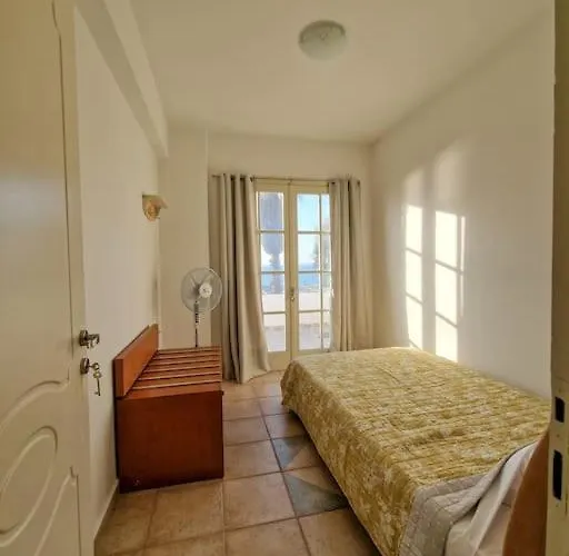 Beachlife: The Apartment